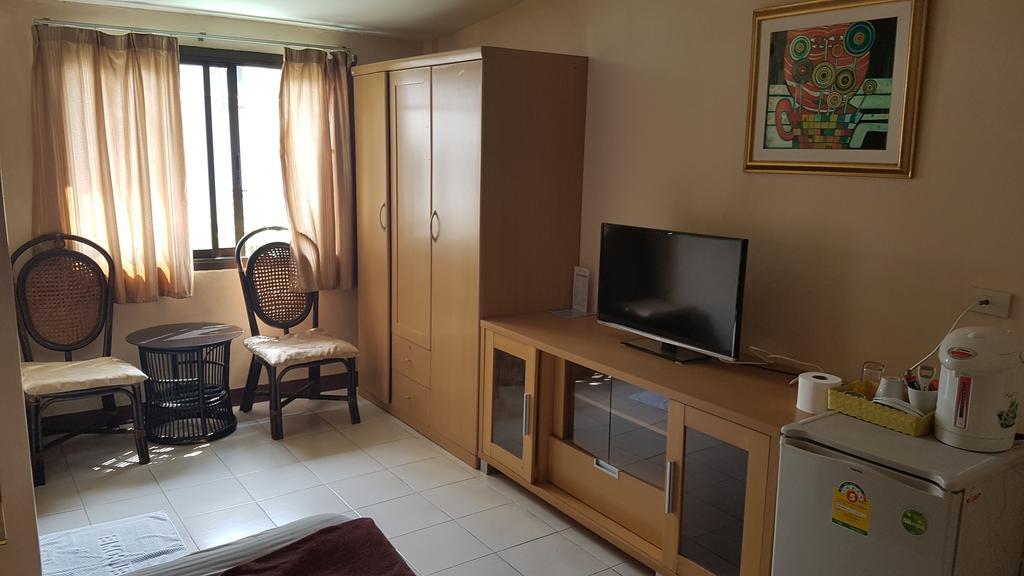 Sandman Hotel & Sports Bar Pattaya Extérieur photo