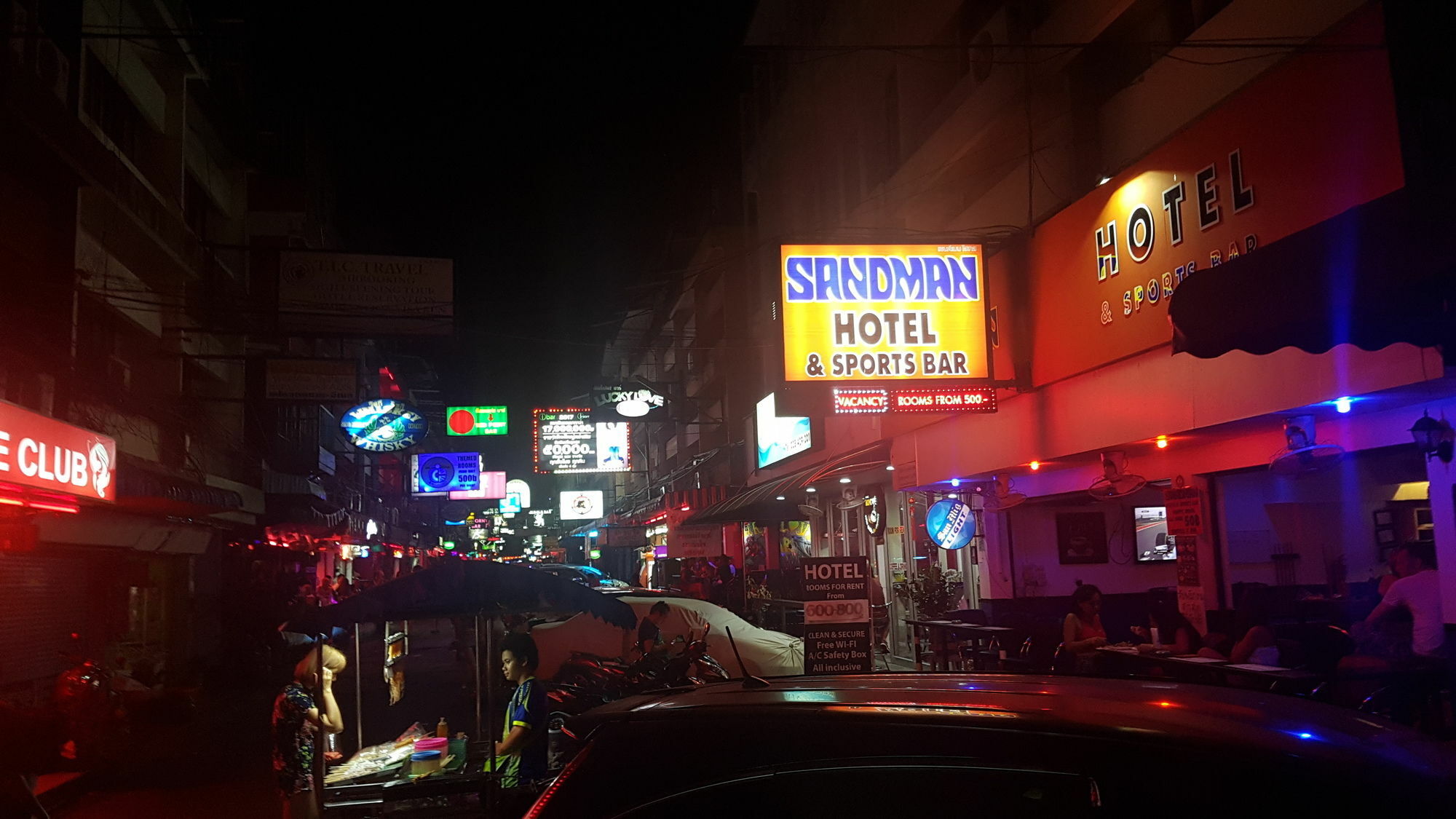 Sandman Hotel & Sports Bar Pattaya Extérieur photo